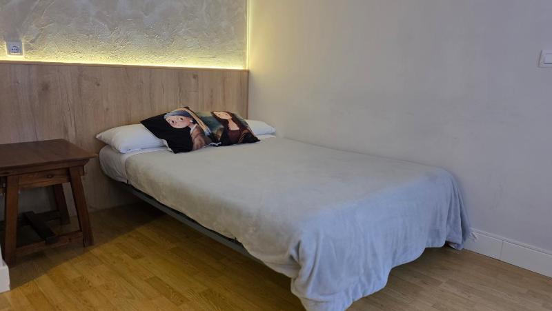 Standard Apartment image 2