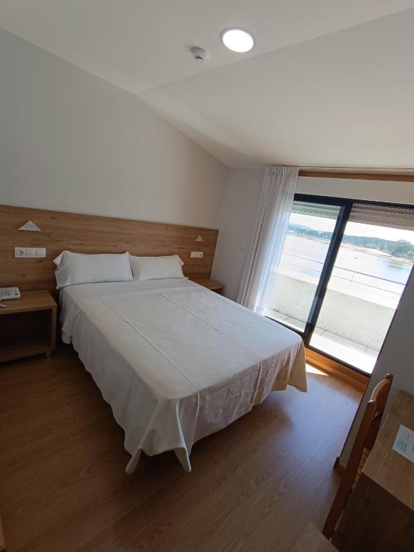 Double Room with Terrace image 4