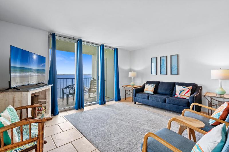 Tristan Towers Unit 4D - image 40