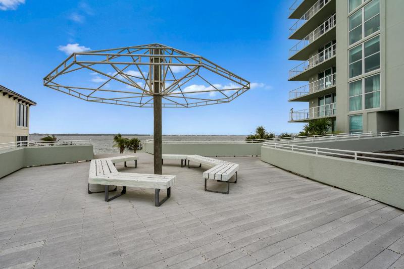 Tristan Towers Unit 4D - image 34