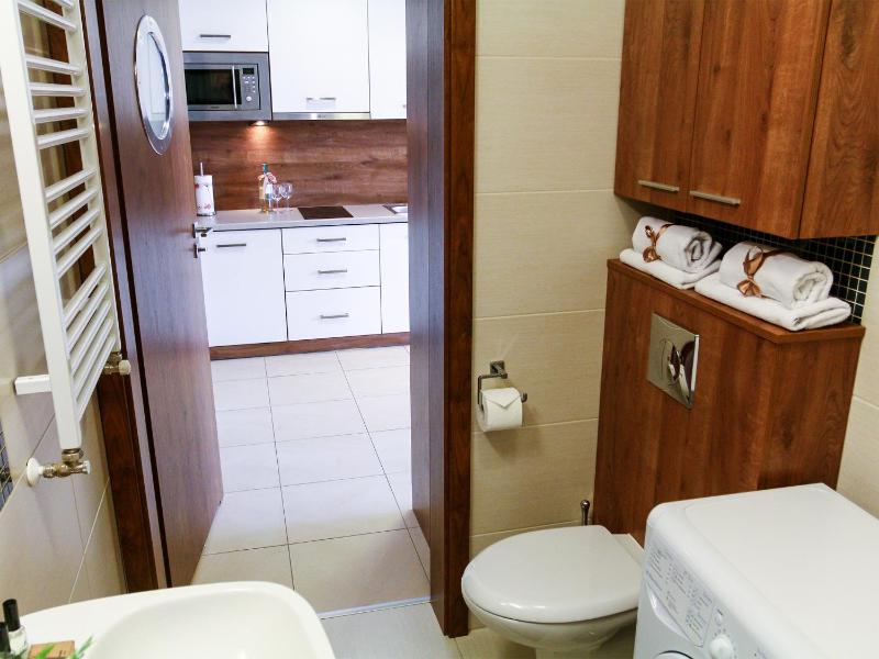 Studio with Forest View image 4