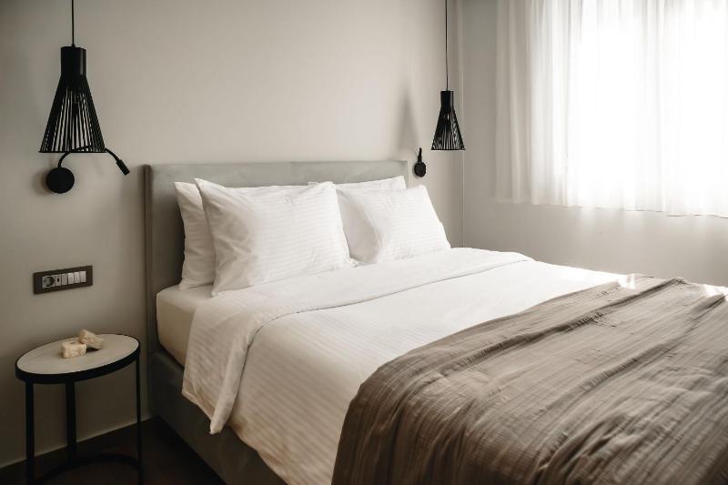Suite with Sea View image 4