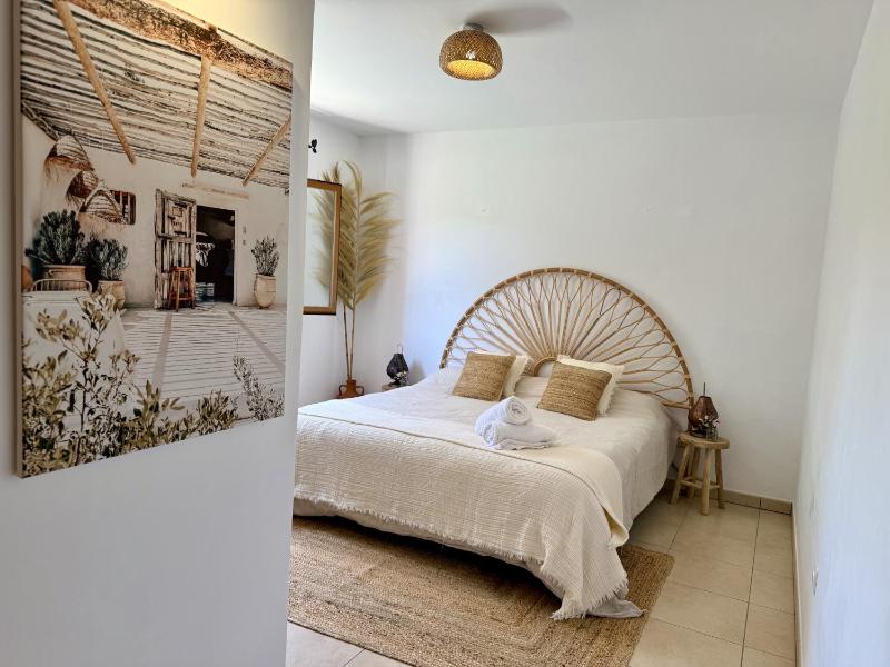 Deluxe Double Room image 1
