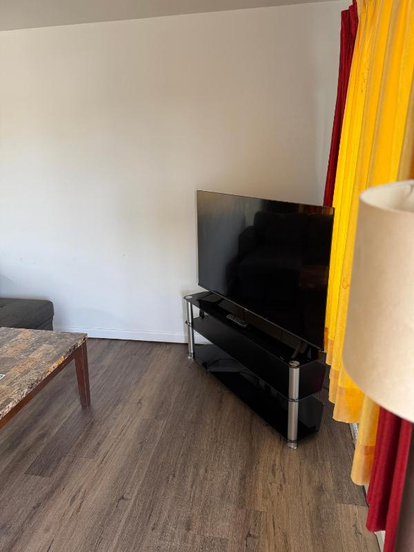 One-Bedroom Suite image 4