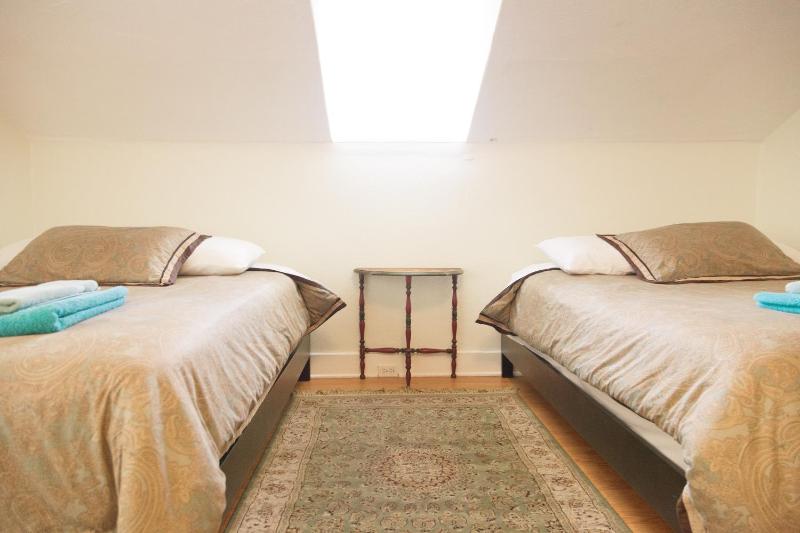 Orange Drive Hostel - image 8