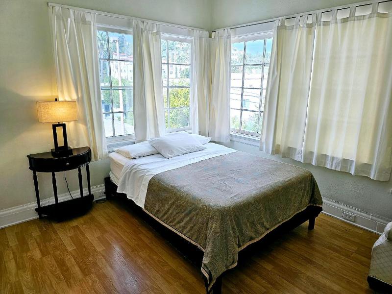 Orange Drive Hostel - image 7