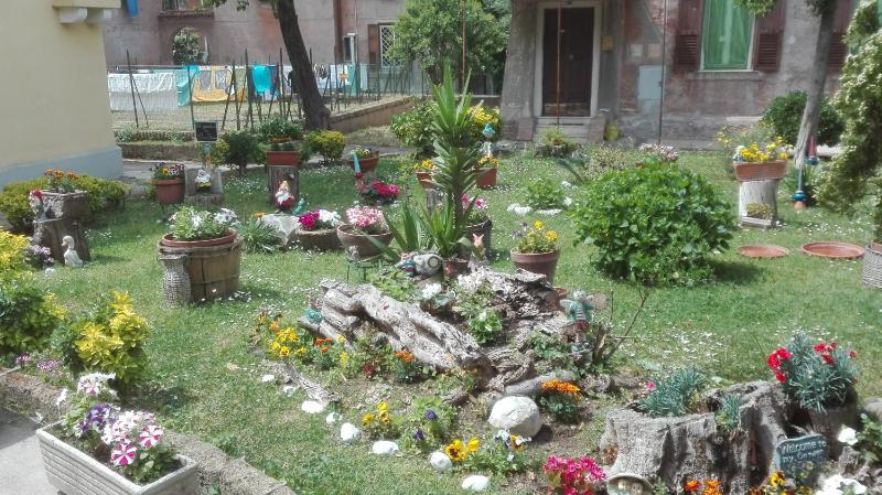 King Room with Balcony image 4