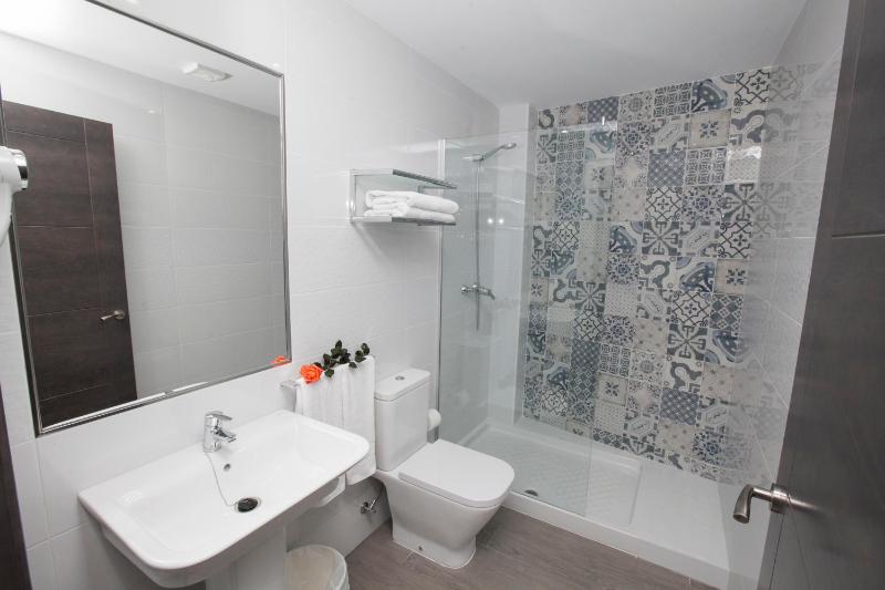 Triple Room image 1