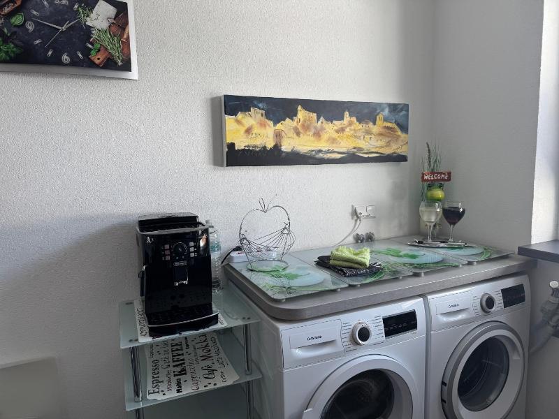 One-Bedroom Apartment image 2