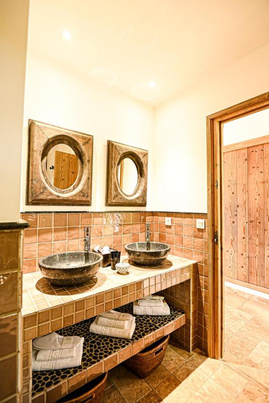 Superior Double Room image 1