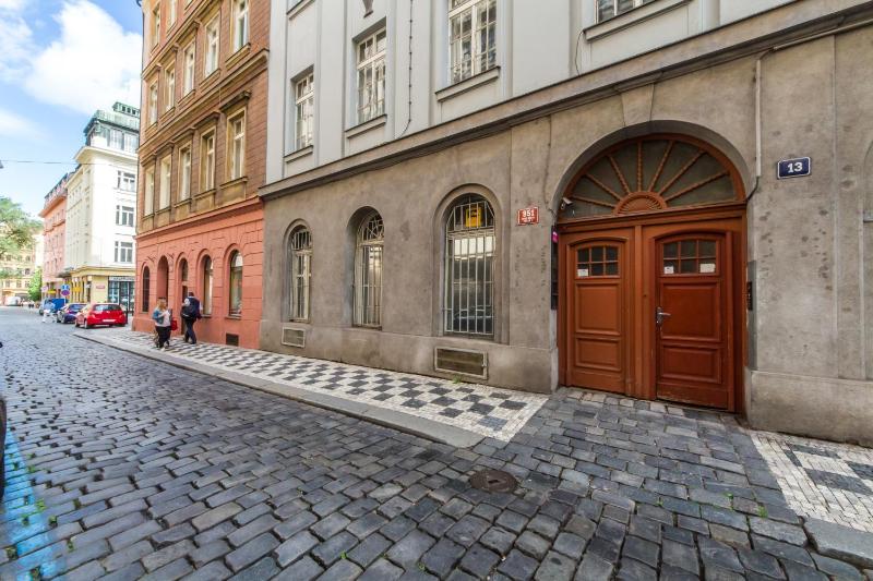 Rose Studio Near The City Center - image 16