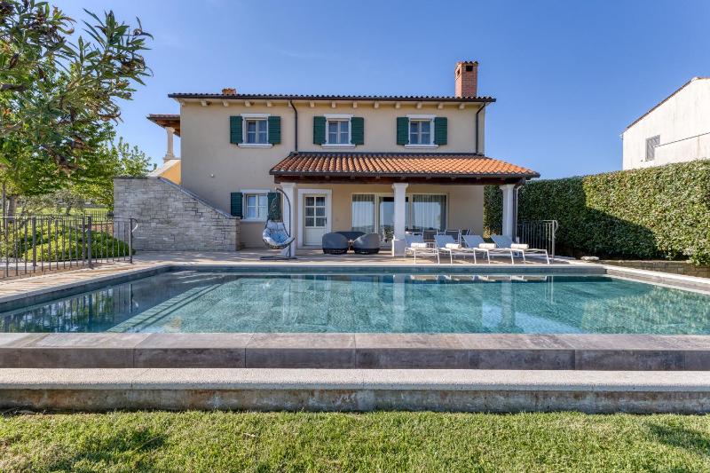 Villa with Private Pool image 4