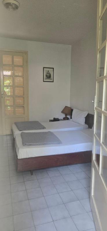 Twin Room with Balcony image 2