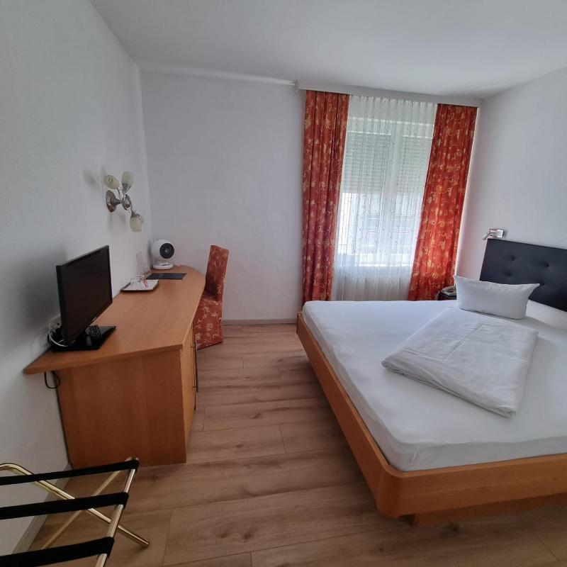 Single Room image 2