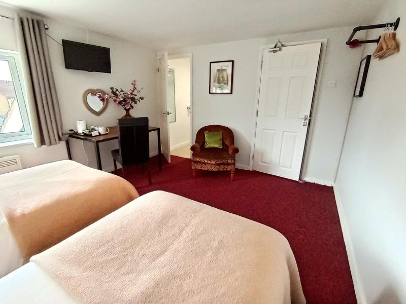 Family Room with Private Bathroom image 3