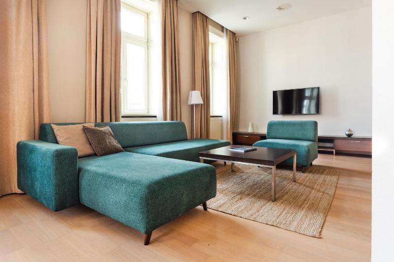 Deluxe Apartment image 4