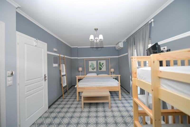 Comfort Quadruple Room image 3