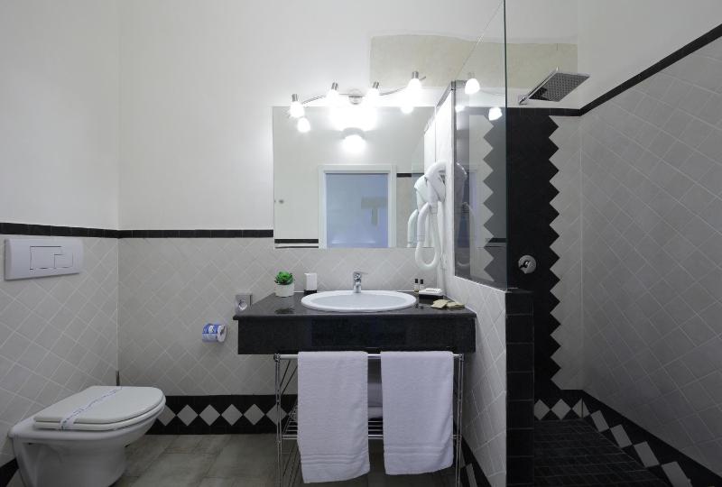 Superior Apartment with Garden View  image 2