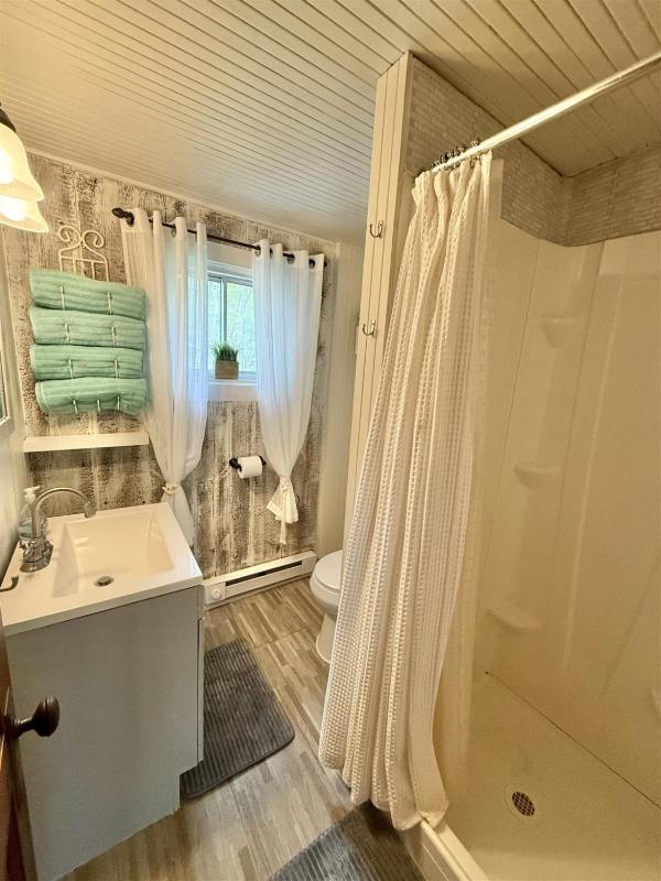 Three-Bedroom Villa image 4