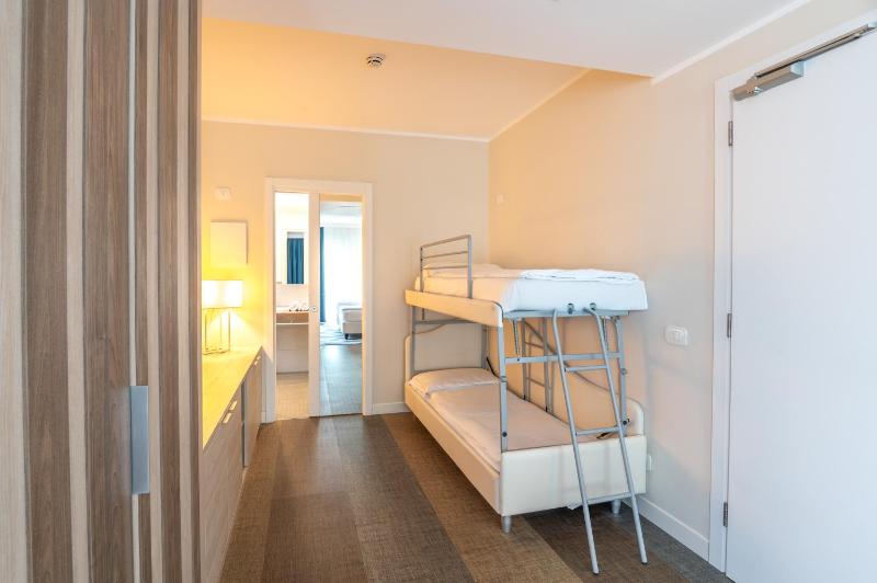 Deluxe Junior Suite image 2