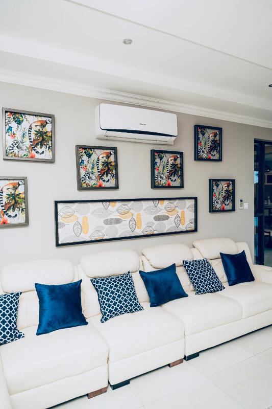 Escapade Lux Boutique Residence - image 3