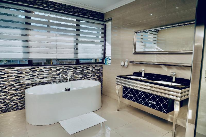 Escapade Lux Boutique Residence - image 14
