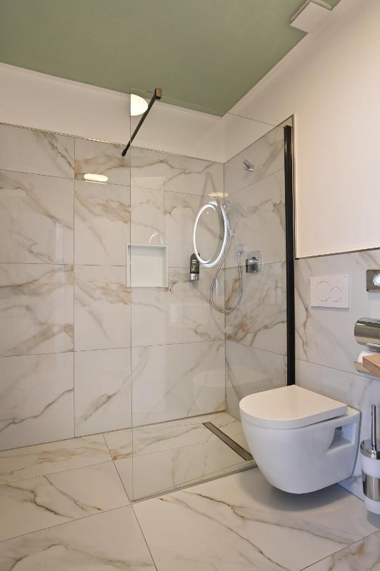 Quadruple Room image 1