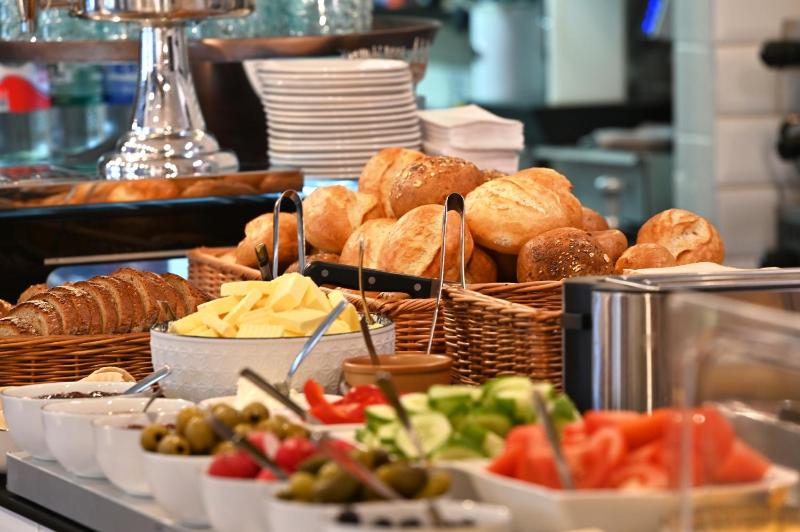 Superior Double Room image 4