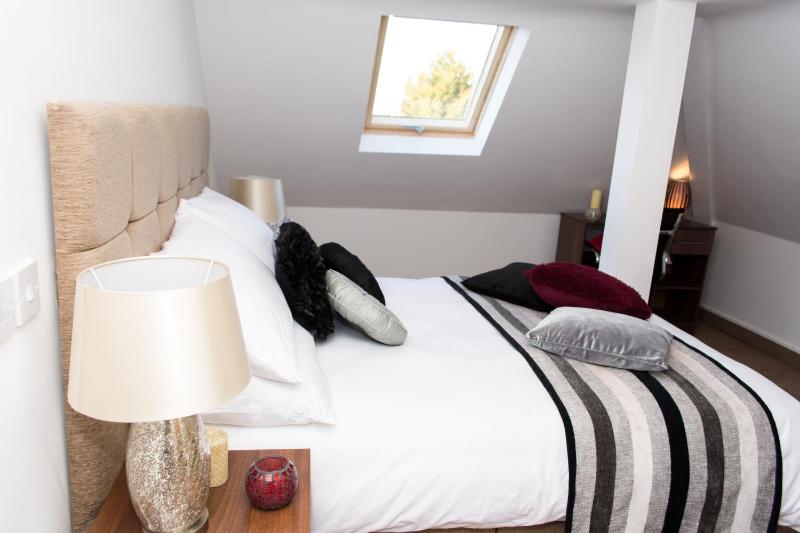 Double Room - Attic image 3