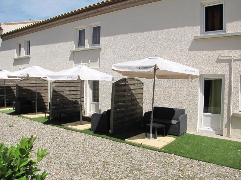 Double Room with Terrace image 2