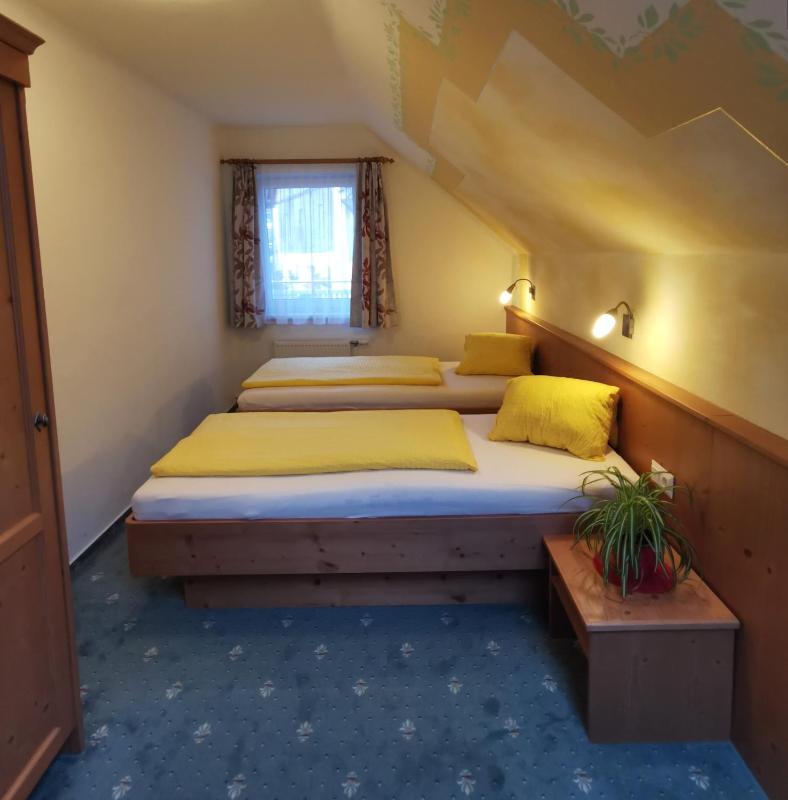 Apartment with Balcony and Terrace First Floor image 4