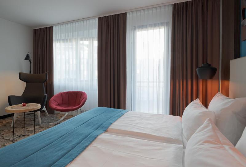Superior Double Room image 4
