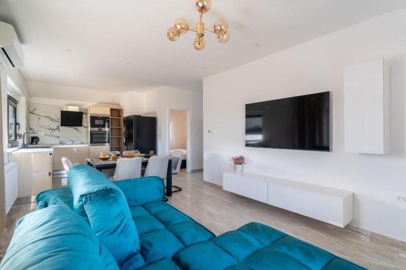 Apartmani Carmen - image 33