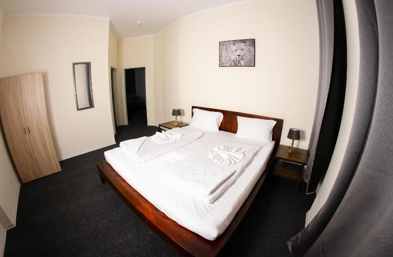 Comfort Double Room image 3