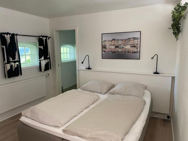 Family Room with Private Bathroom image 3