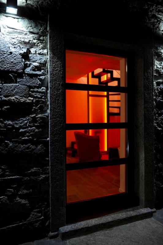 Two-Bedroom House image 4