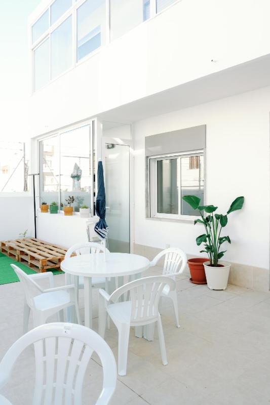 Dona Maria Guest House - image 12
