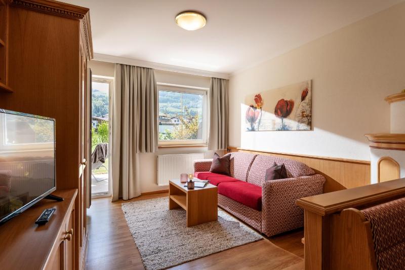 Apartment with Mountain View image 1