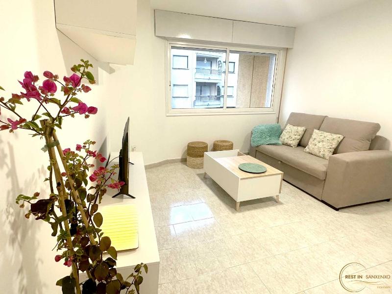 REST IN SANXENXO - Mar de Sanxenxo Apartment - a 180 metros de Silgar - image 9