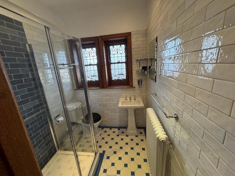 Deluxe Double Room with Shower image 1