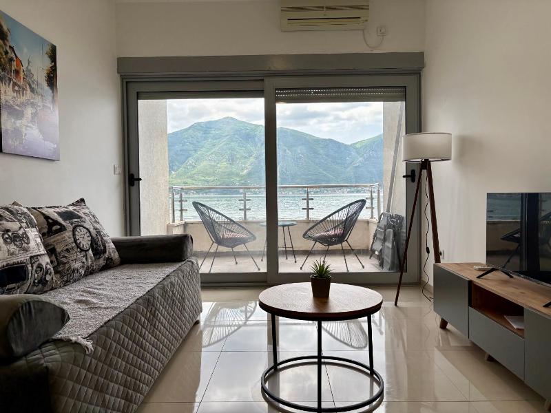 Waterfront Apartments - image 12