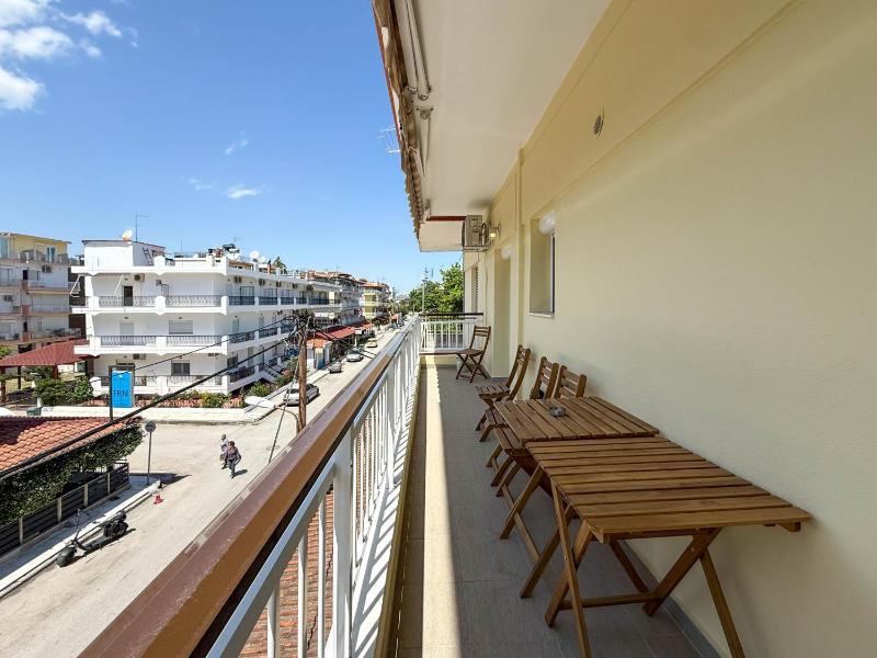 Superior Apartment image 2