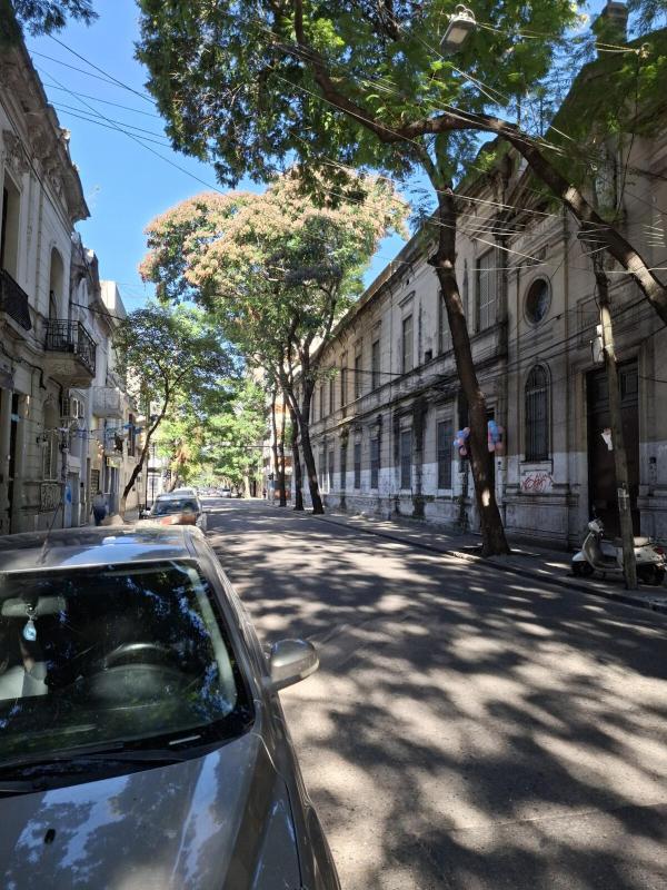 Depto moderno en pleno centro - image 7