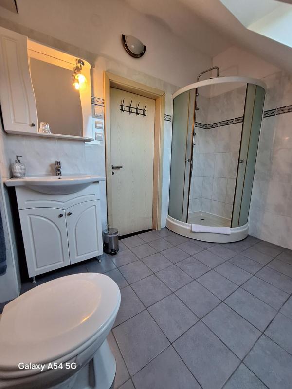 Double or Twin Room with Private Bathroom image 1