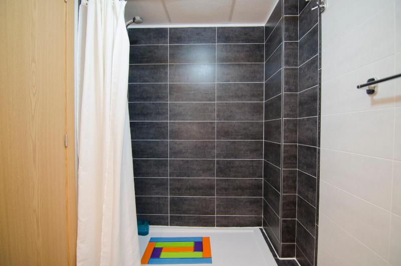 Two-Bedroom Apartment with Terrace (4 Adults) image 4
