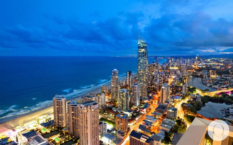 5 Bedroom Executive Sub Penthouse in the heart of Surfers with full ocean views - Sleeps 12 - Circle on Cavill AMAZING!! - image 11