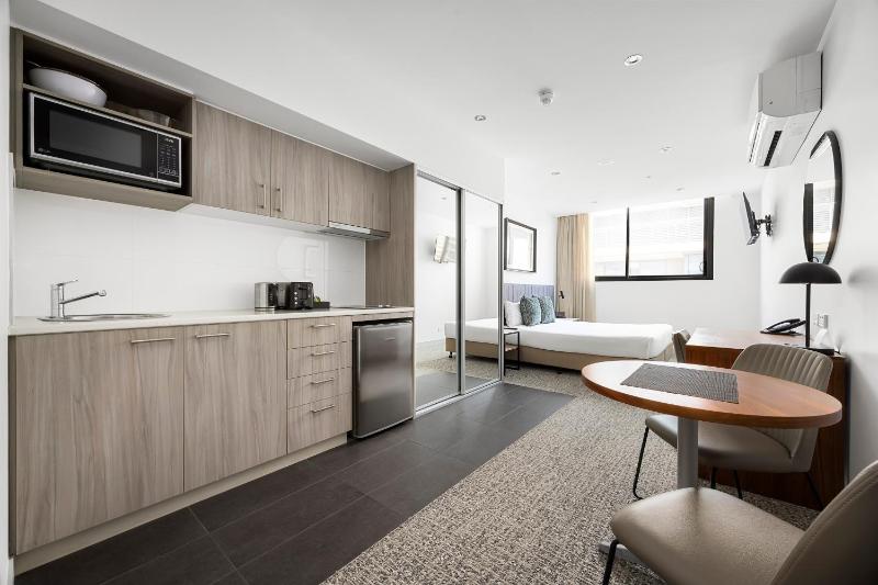 Studio Apartment image 1