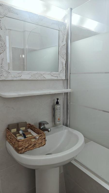Triple Room image 4