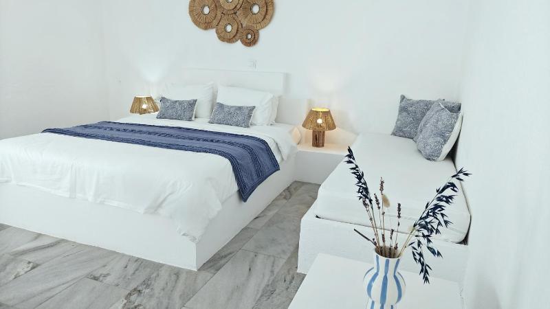 Quadruple Room image 4