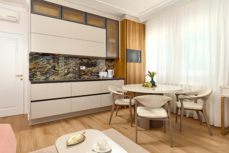 Apartment with Terrace image 3